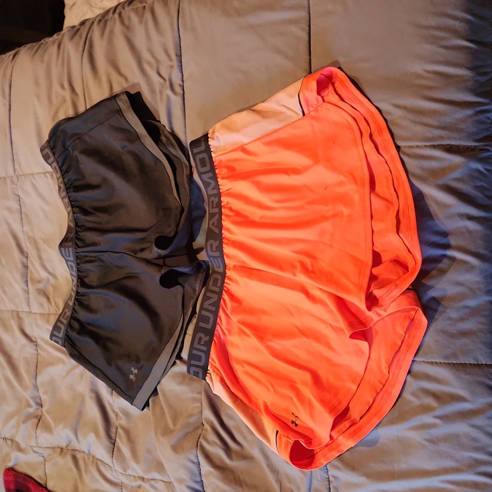 2 pairs of Under Armour women's athletic shorts being sold together,  size xl